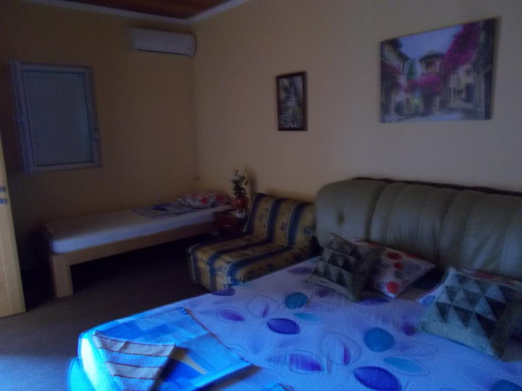 Guesthouse Feel Lake Virpazar Ngoại thất bức ảnh