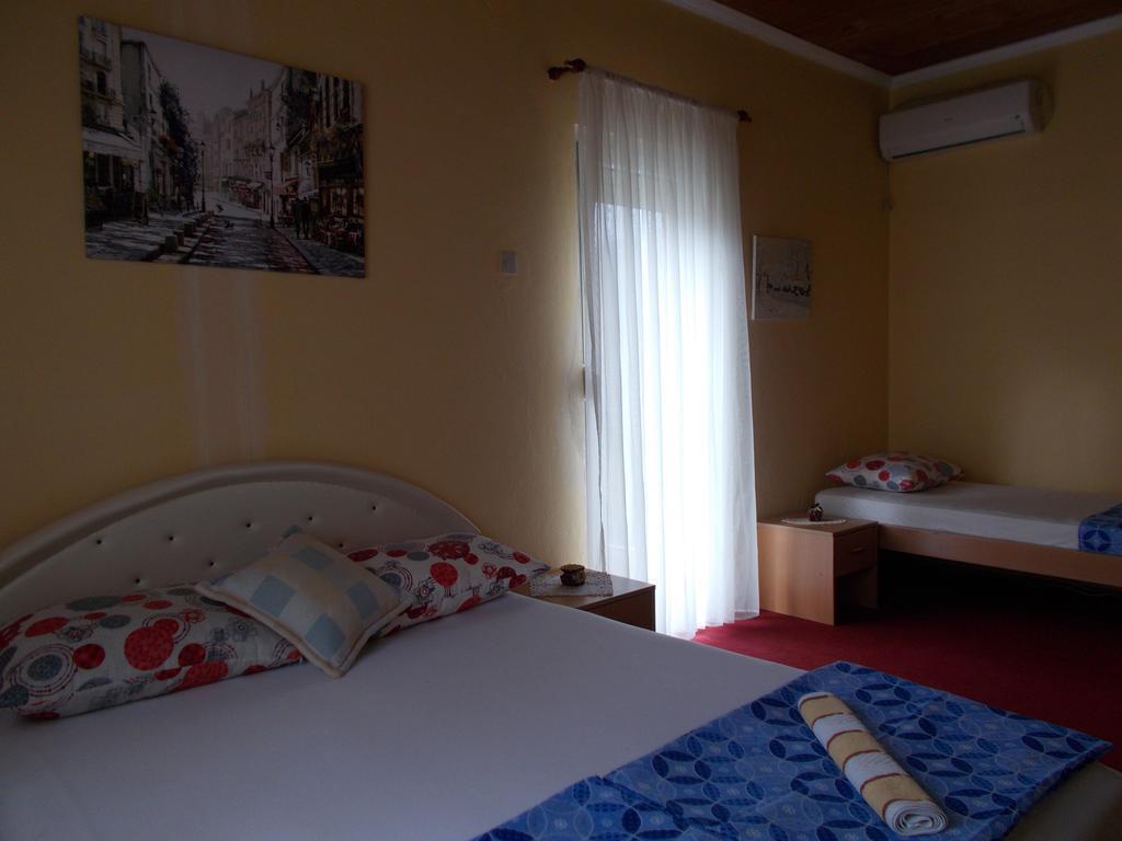 Guesthouse Feel Lake Virpazar Ngoại thất bức ảnh